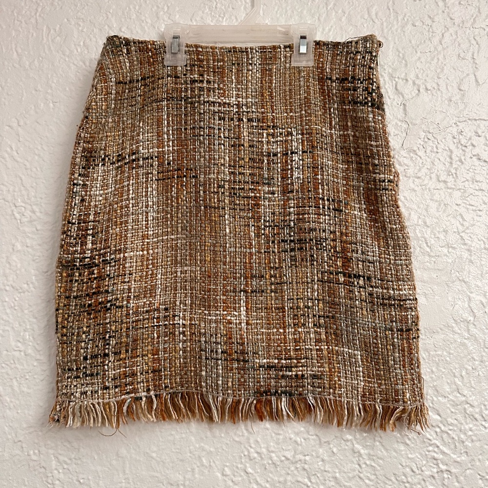 Tweed skirt